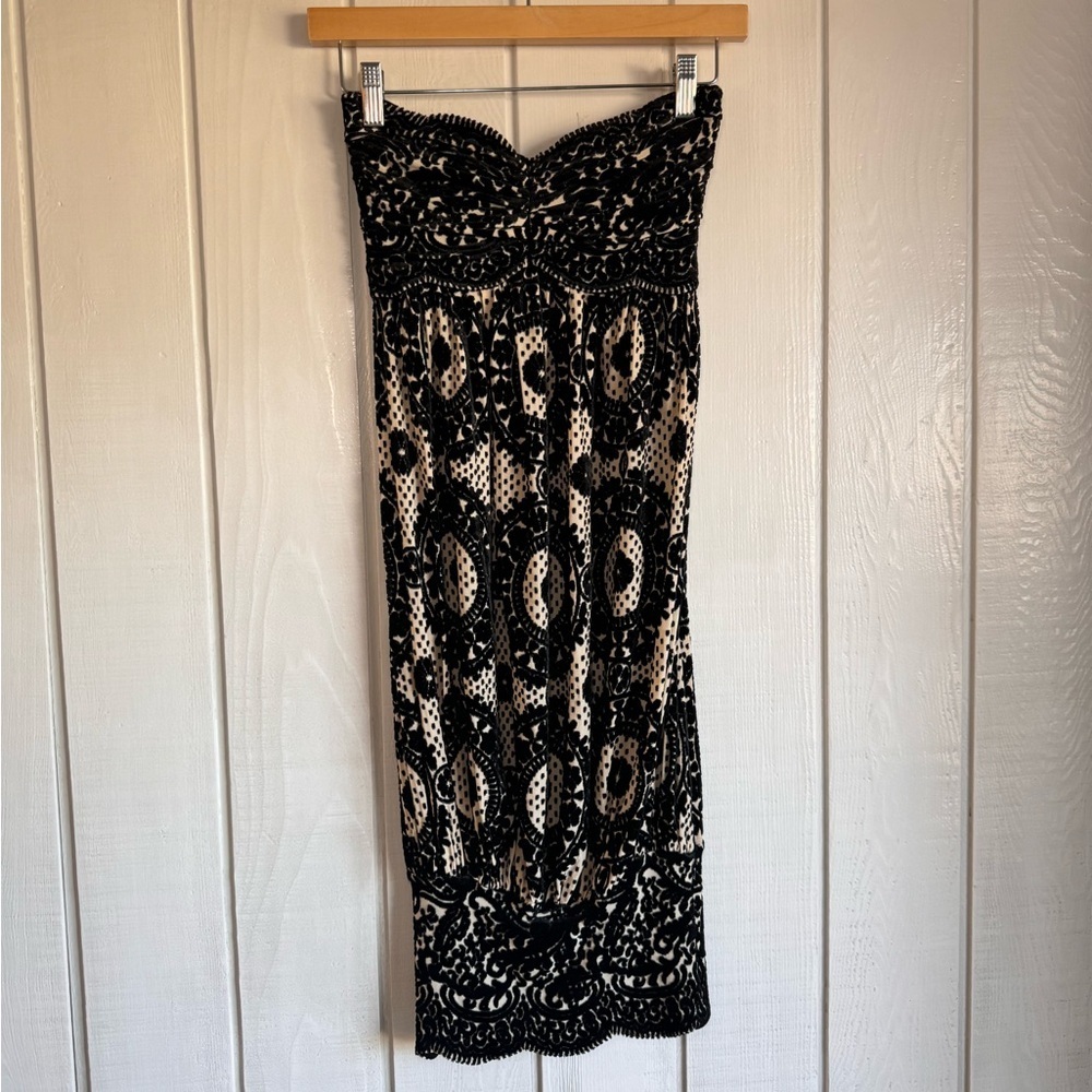 Diane Von Furstenberg Black Velvet Dress - Picture 4 of 8